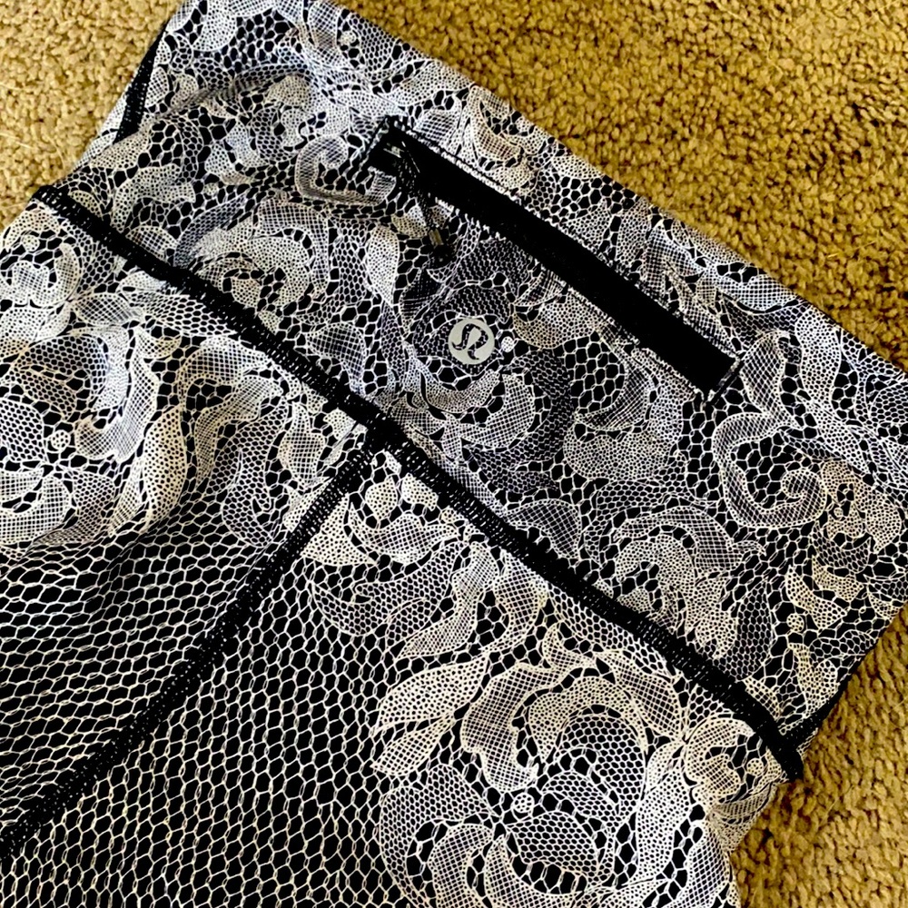 Limited Edition Patterned Lululemon Leggings - image 3